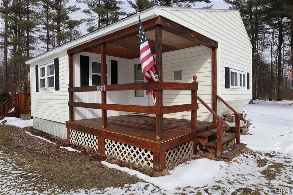 Primary Photo - 1601 Chestnut Ridge Rd