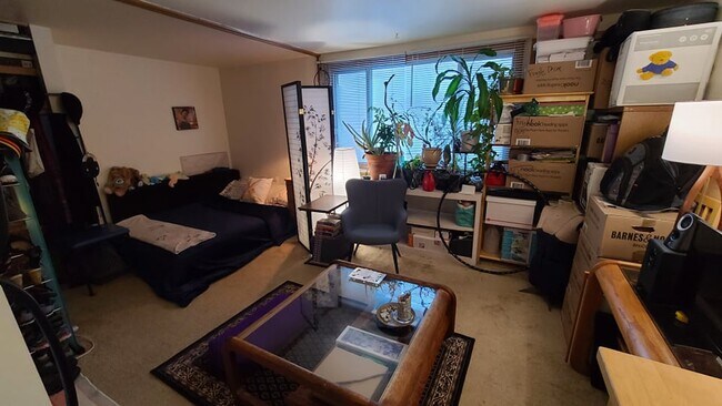 Foto del edificio - 332 W Wilson St