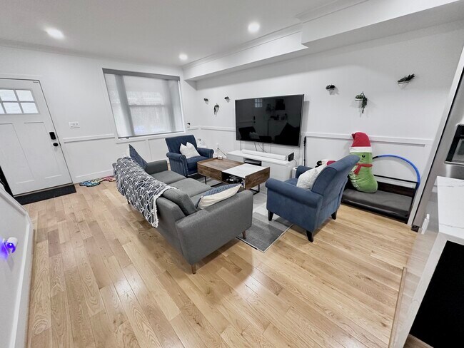 Foto del edificio - 1427 Parkwood Pl NW