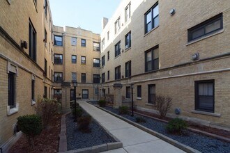 Building Photo - 1034 W George St