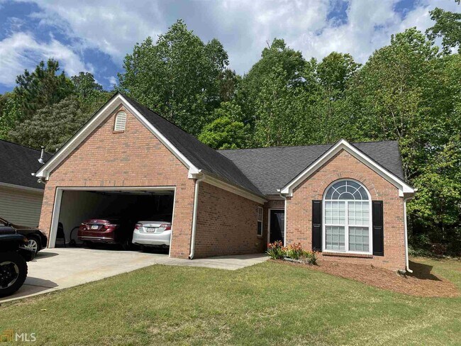 Building Photo - 215 Brookstone Point
