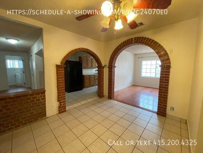 Building Photo - Spacious 5-Bedroom Family Home with Modern...