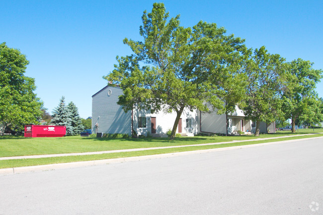 Building Photo - Diane Manor Apartments