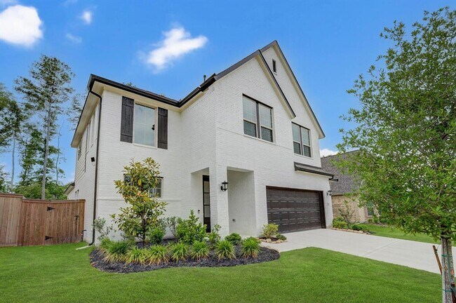 Building Photo - 21820 Enchanted Rock Dr N