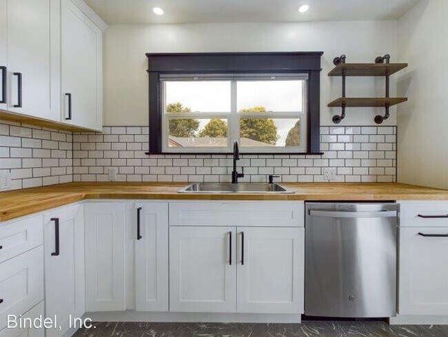 Building Photo - 4 br, 2 bath House - 1315 11th ST