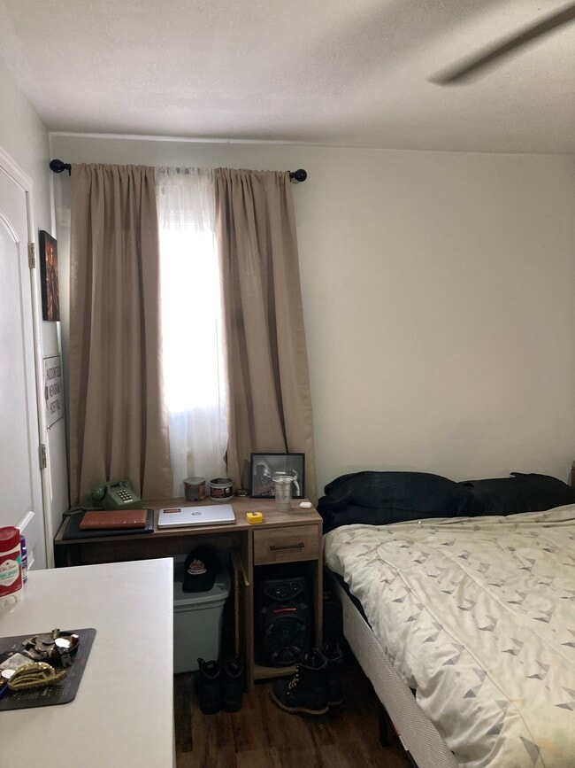 Building Photo - Laurel Flats LLC.