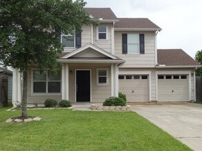 Building Photo - 4011 Carmel Ridge Way