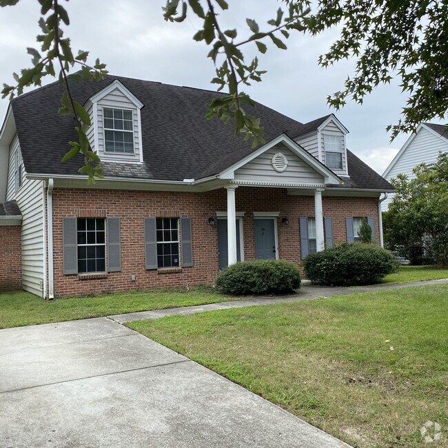 Building Photo - 3068 Queensgate Way