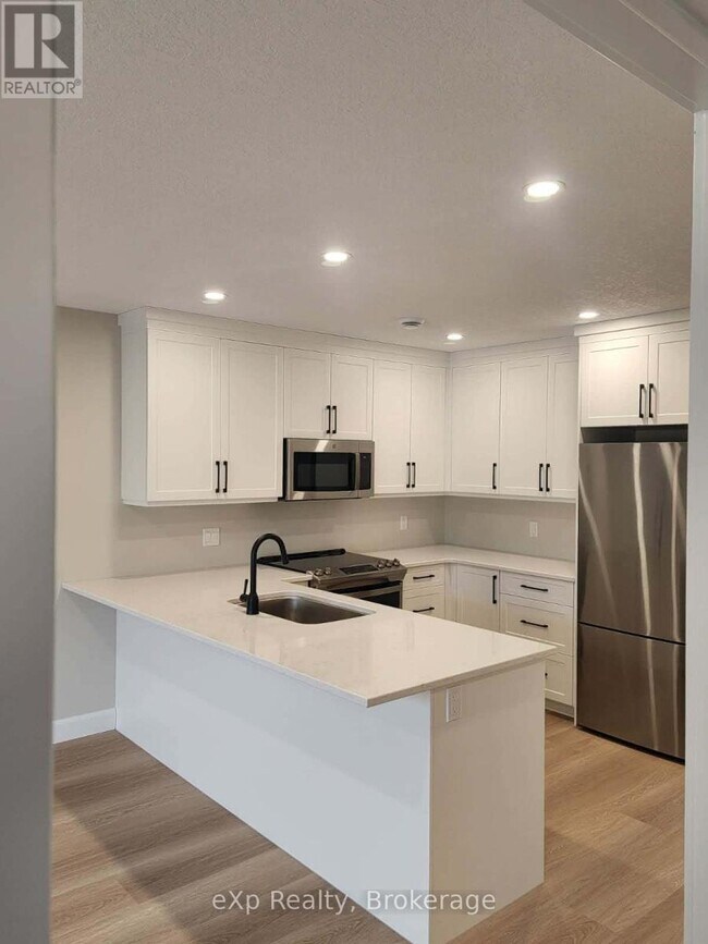 Photo du bâtiment - 12 Malcolm Cres