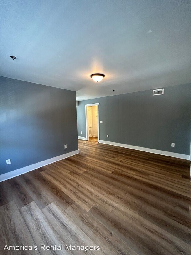 Foto del edificio - 1 br, 1 bath House - 2042 Montreat Circle ...