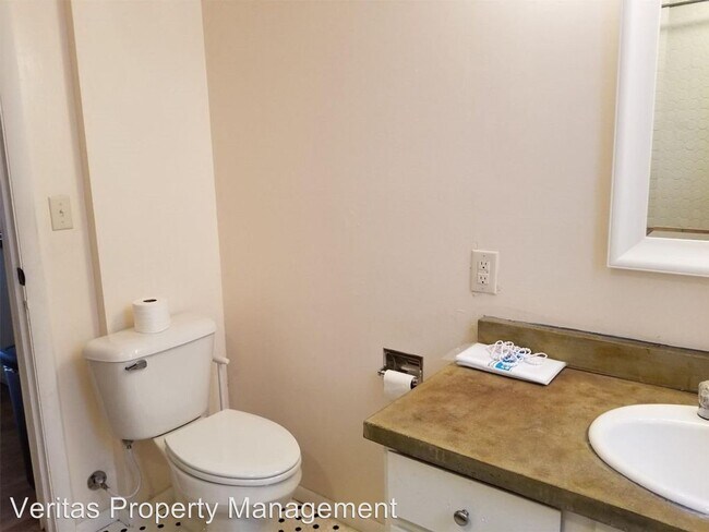 Foto del edificio - 2 br, 1 bath House - 735 S 4TH ST W