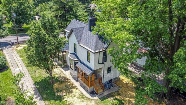 Building Photo - 3020 Daytona Ave