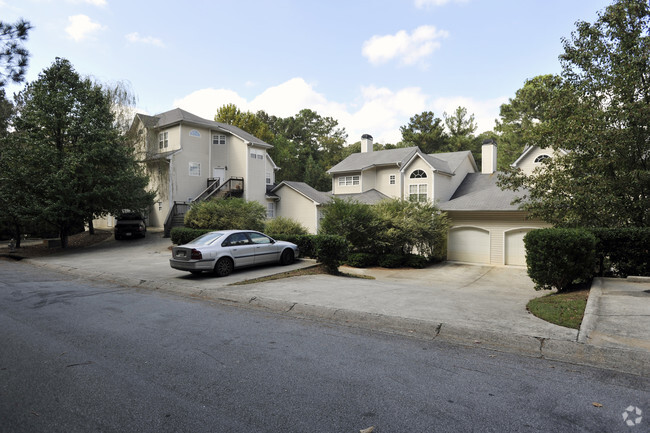Building Photo - Fairview Bluff Apartments