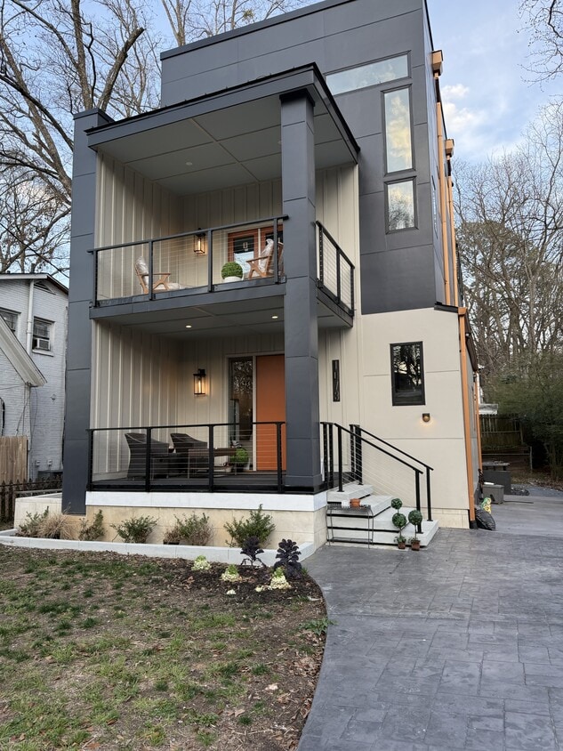 Photo - 1073 Hemphill Ave NW (Atlanta, GA)