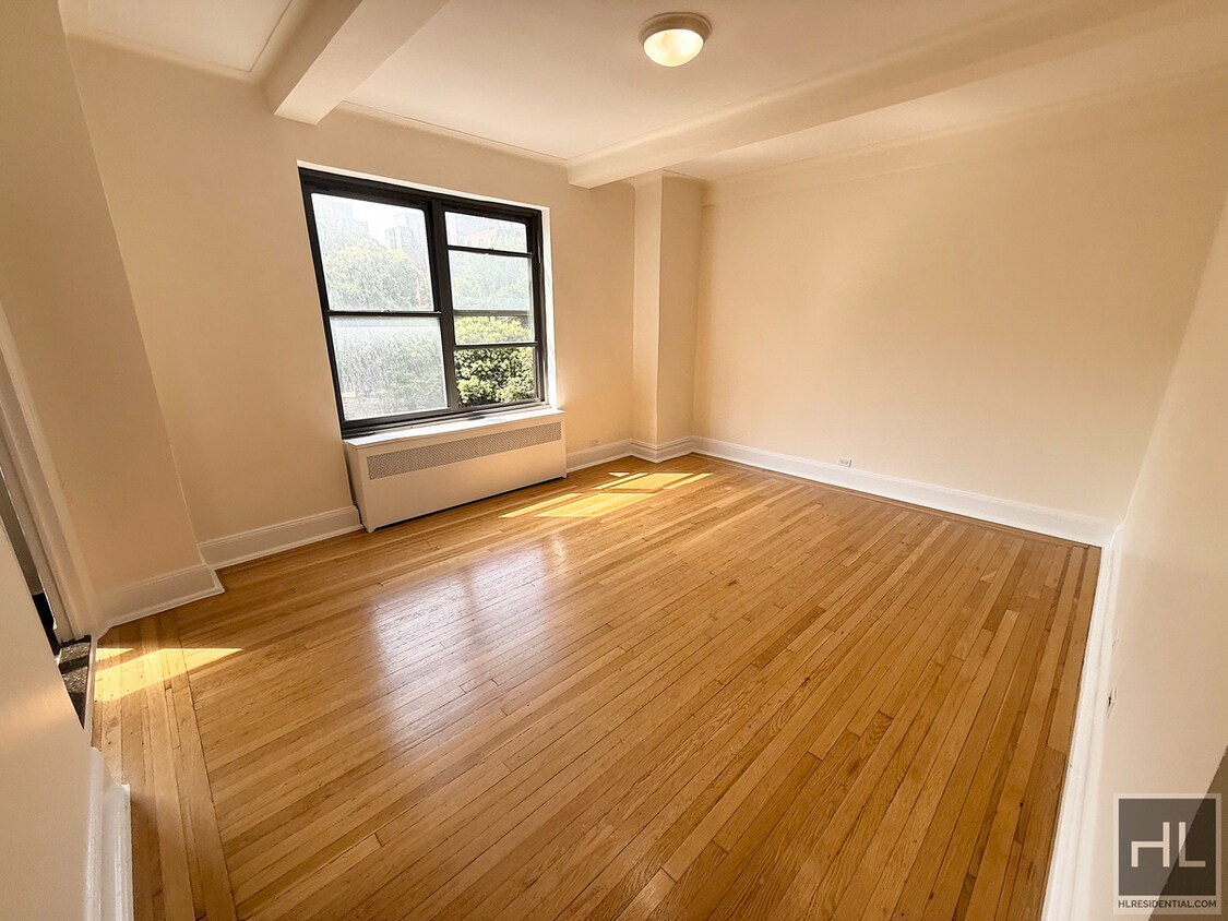 Foto principal - SECOND AVENUE