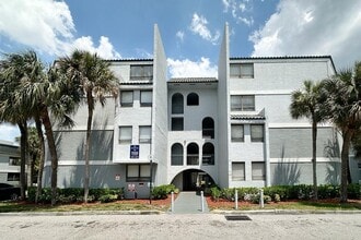 Building Photo - 1900 N Congress Ave
