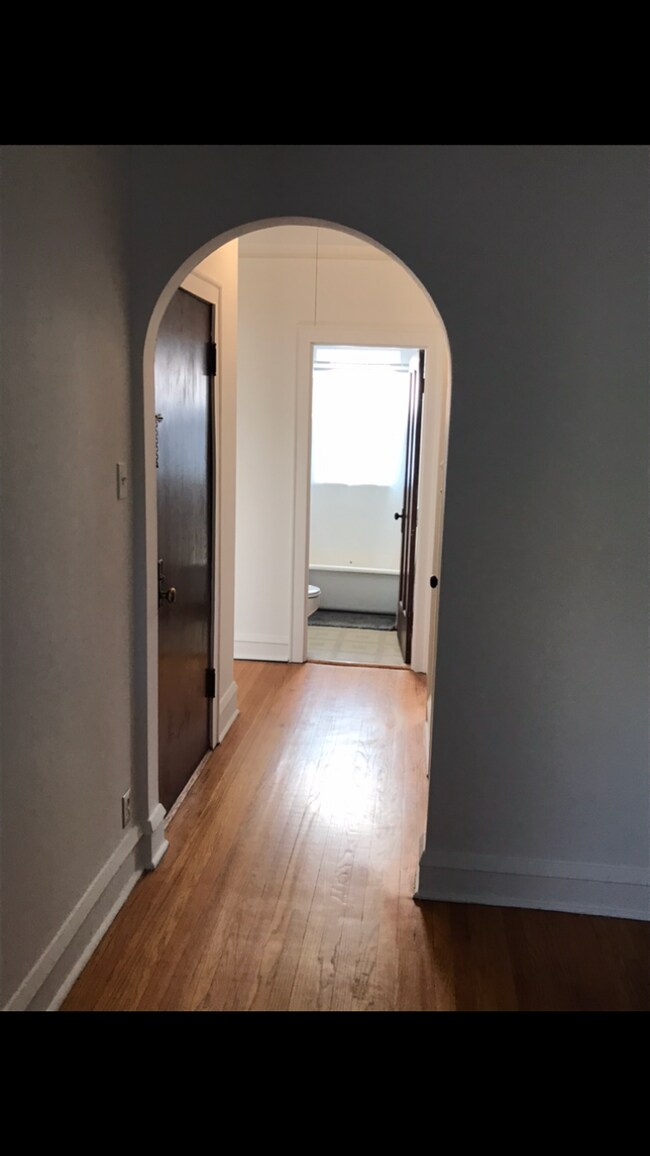 Foto del edificio - 5800 N Mason Ave