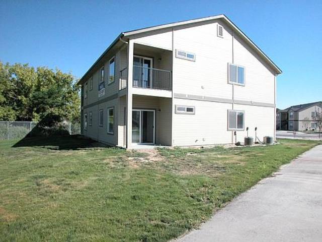 Side of Building - 45 S White Oak Ln