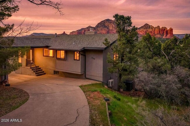 Building Photo - Spectacular, Panoramic Red Rock Views in West Sedona