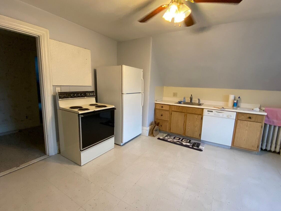 Foto principal - 198 W Emerson St