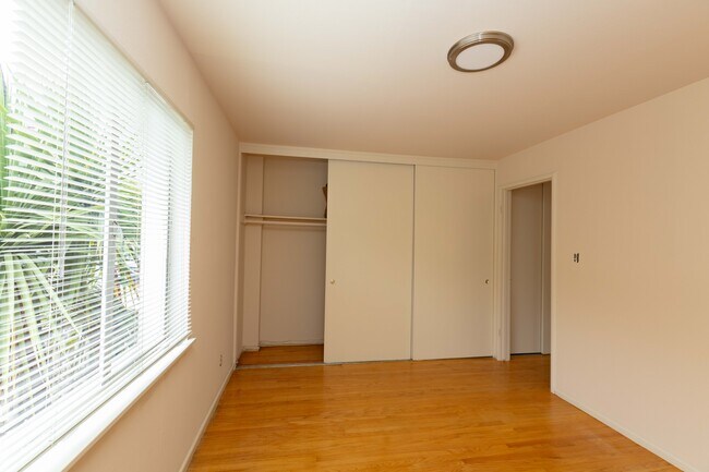 Building Photo - 1540 Jackson St