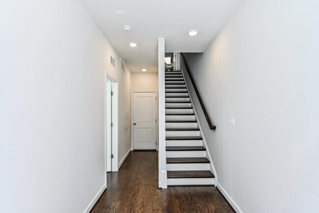 Foto del edificio - 4388 Fair Lakes Ct