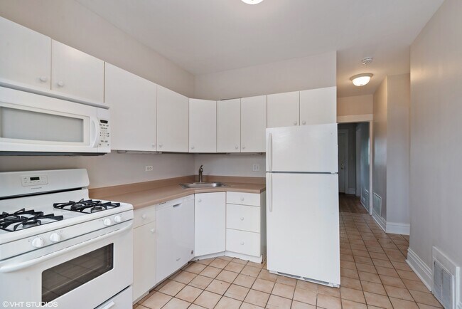 Foto del edificio - 3610 N Wayne Ave