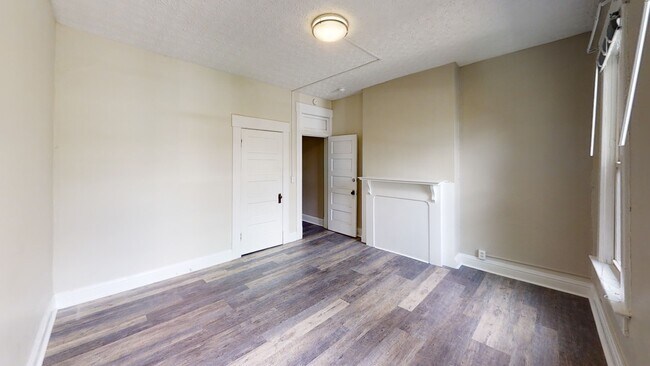 Foto del edificio - 1633-1635-1635 Summit St