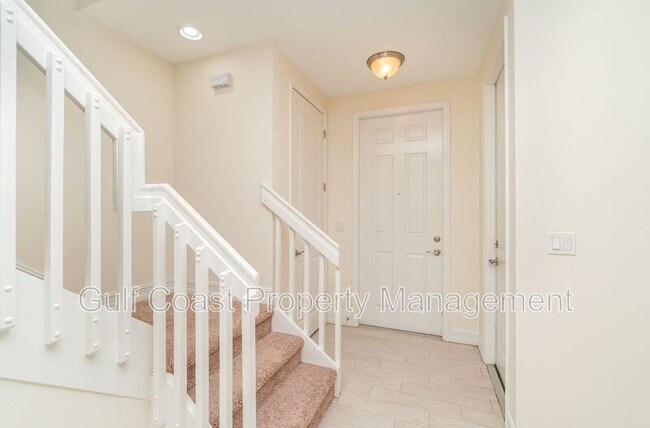 Building Photo - 9463 Montebello Way