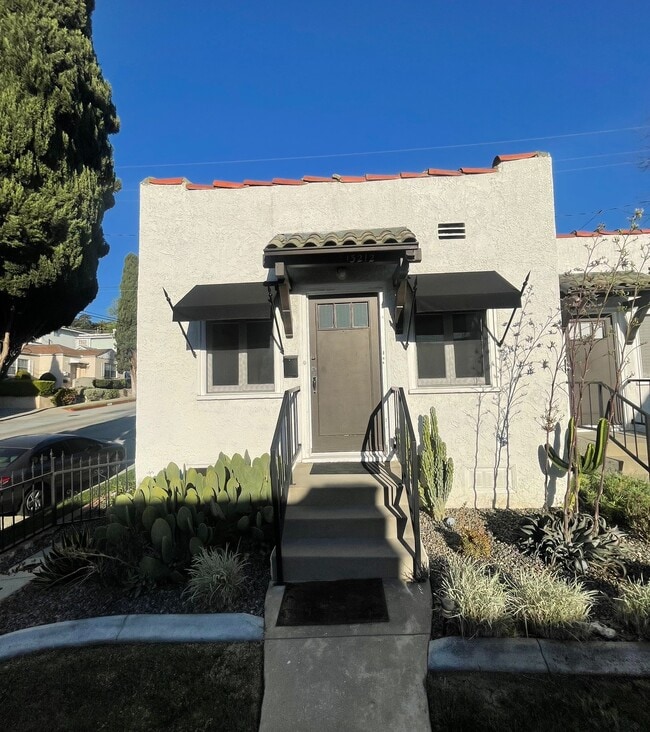 Photo - 13212 Beverly Blvd Apartment