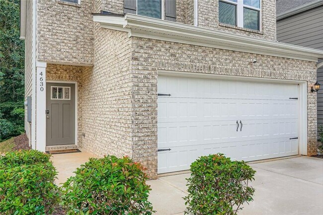 Building Photo - 4630 Blake Lp