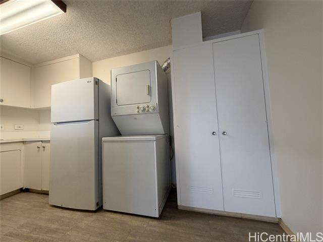 Foto del edificio - 222 Lili?uokalani Ave