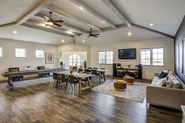 Building Photo - Riverside Villas Apartments