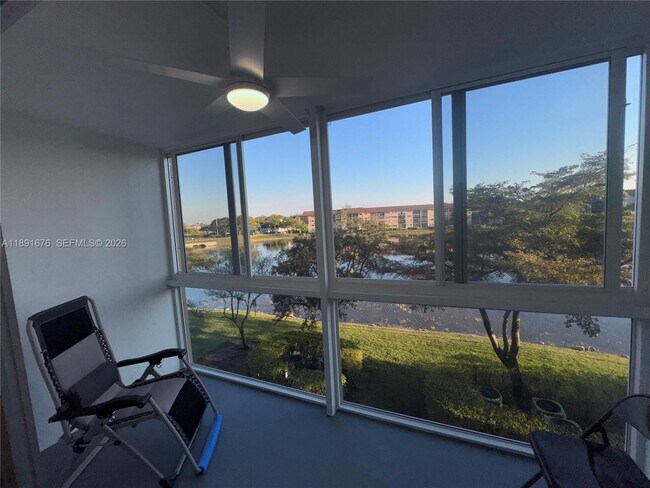 Foto del edificio - 13700 SW 11th St