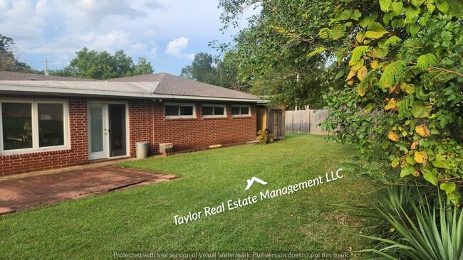 Building Photo - 103 Rivermont Dr