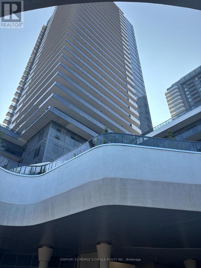 Building Photo - 5105-5105 Hurontario St