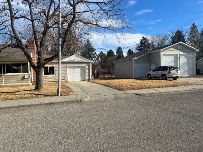 Foto del edificio - 1235 10th St W