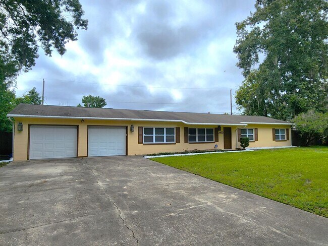 Foto del edificio - 3453 NW 1st Ct