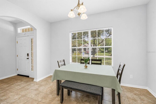 Foto del edificio - 7717 Tangle Brook Blvd