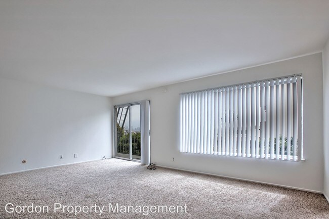 Building Photo - 1165 Church St