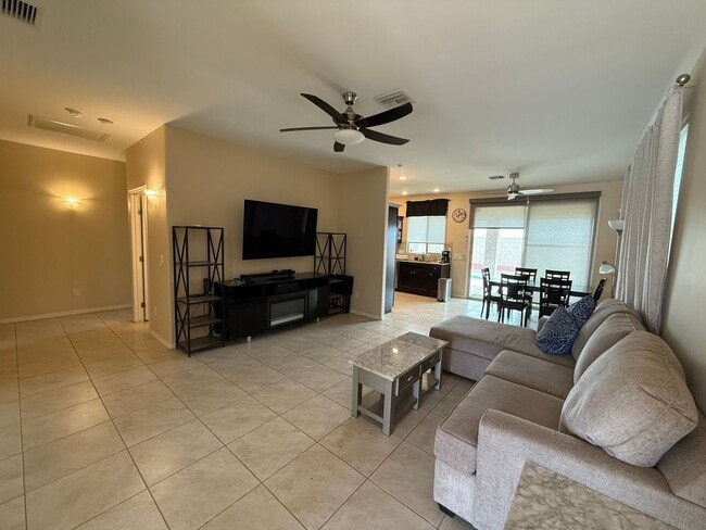 Building Photo - Fully Furnished POOL Home in Araby Crossing