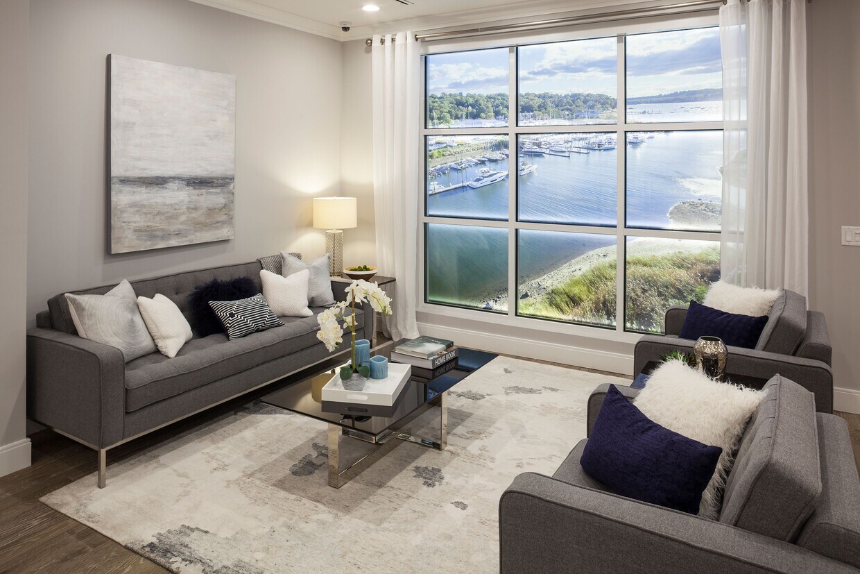 100 Garvies Point Rd Unit 1310, Glen Cove, NY 11542 Condo for Rent