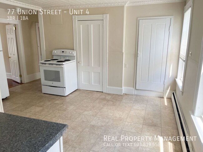 Foto del edificio - 3 BD apartment with HEAT  AND HOT WATER IN...