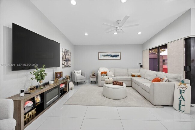 Building Photo - 25796 SW 123rd Ave