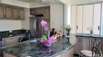 Building Photo - 431 Nahua St