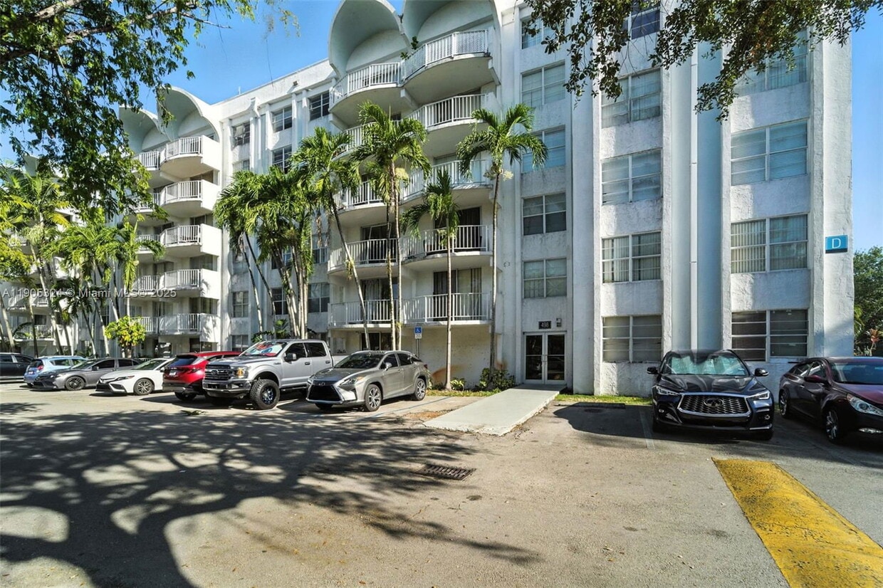 Photo - 496 Northwest 165th Street Apt #D-211, Miami, FL 33169 - 1 BR 1 BA condo