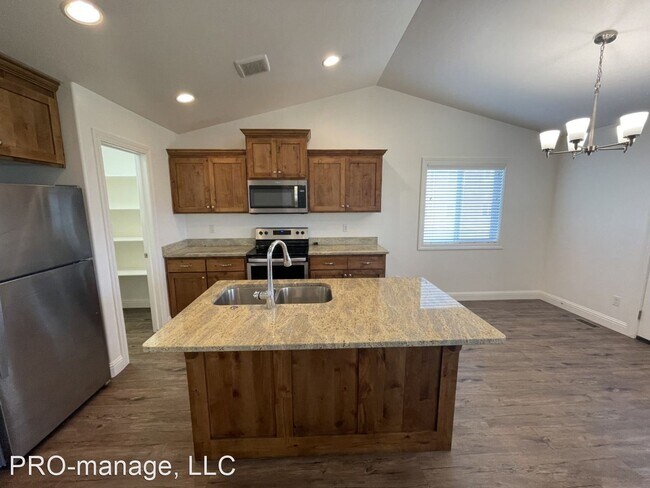 Foto del edificio - 3 br, 2 bath House - 3843 Deloy Dr.