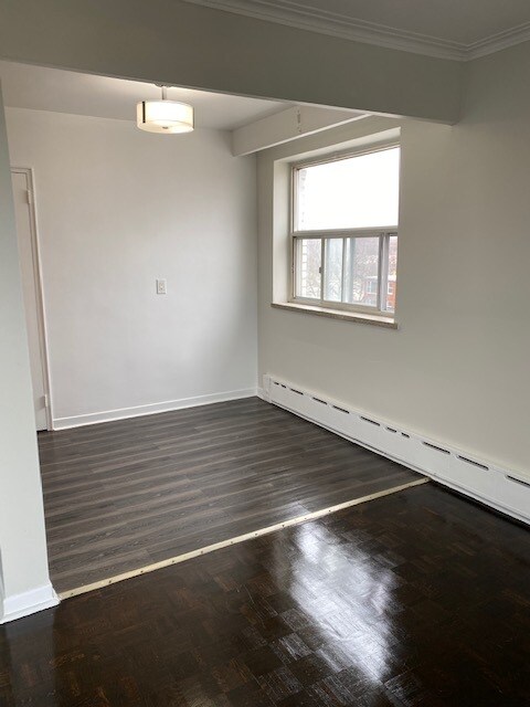 Photo du bâtiment - Beautiful 1 bedroom with Den in Etobicoke waterfront building