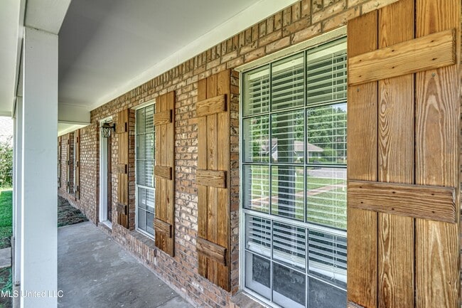 Building Photo - 348 Durham Ct