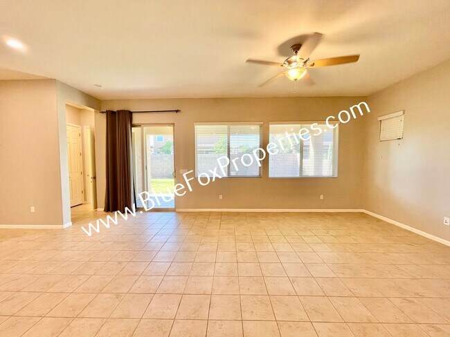 Foto del edificio - 11067 W Fountain View Dr